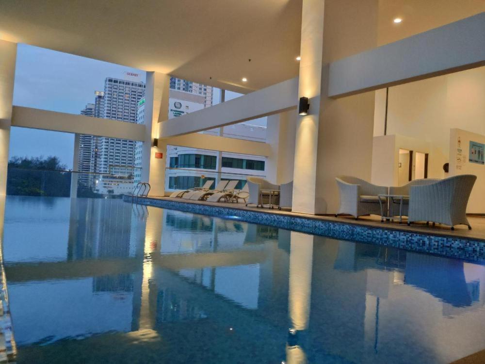 Sunrise Gurney Premium Executive City/Seafront Suite - Penang Τζωρτζ Τάουν Εξωτερικό φωτογραφία