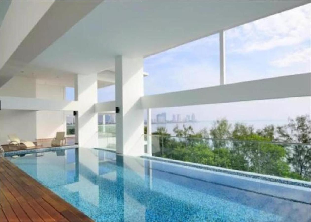 Sunrise Gurney Premium Executive City/Seafront Suite - Penang Τζωρτζ Τάουν Εξωτερικό φωτογραφία